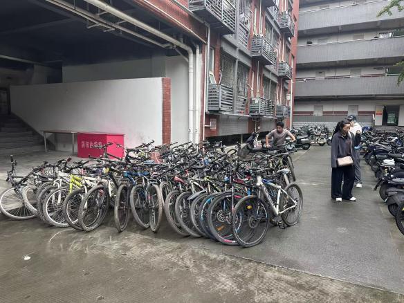 f27172bba0585f72fe0bf6ca5ac333a7