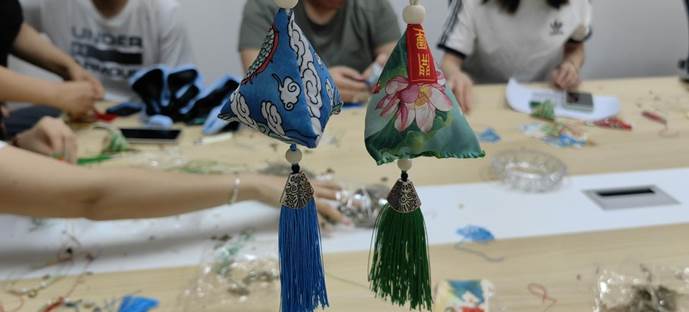 8a49c952ed3ef47317c17647e1aad86