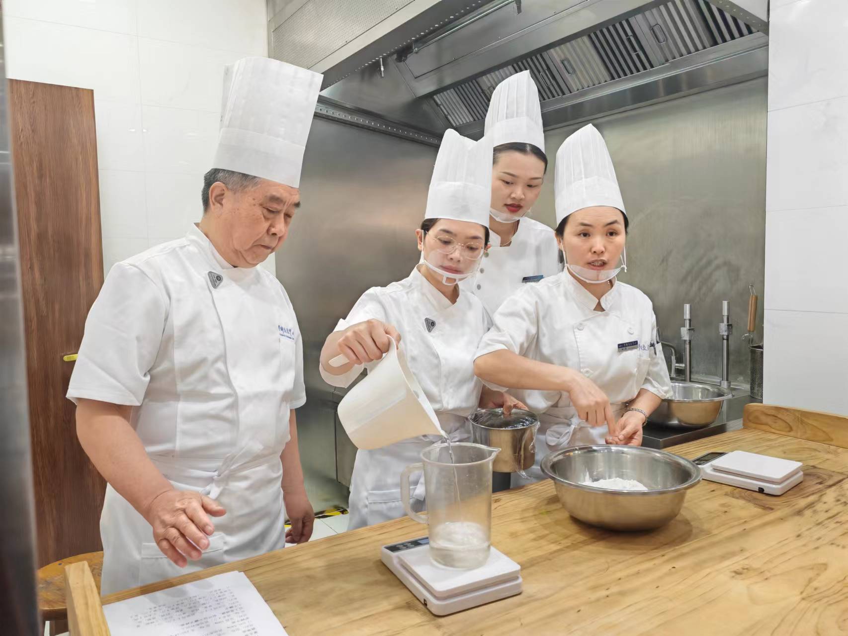 eecf09541b706253a0d6f6ca99fa89b