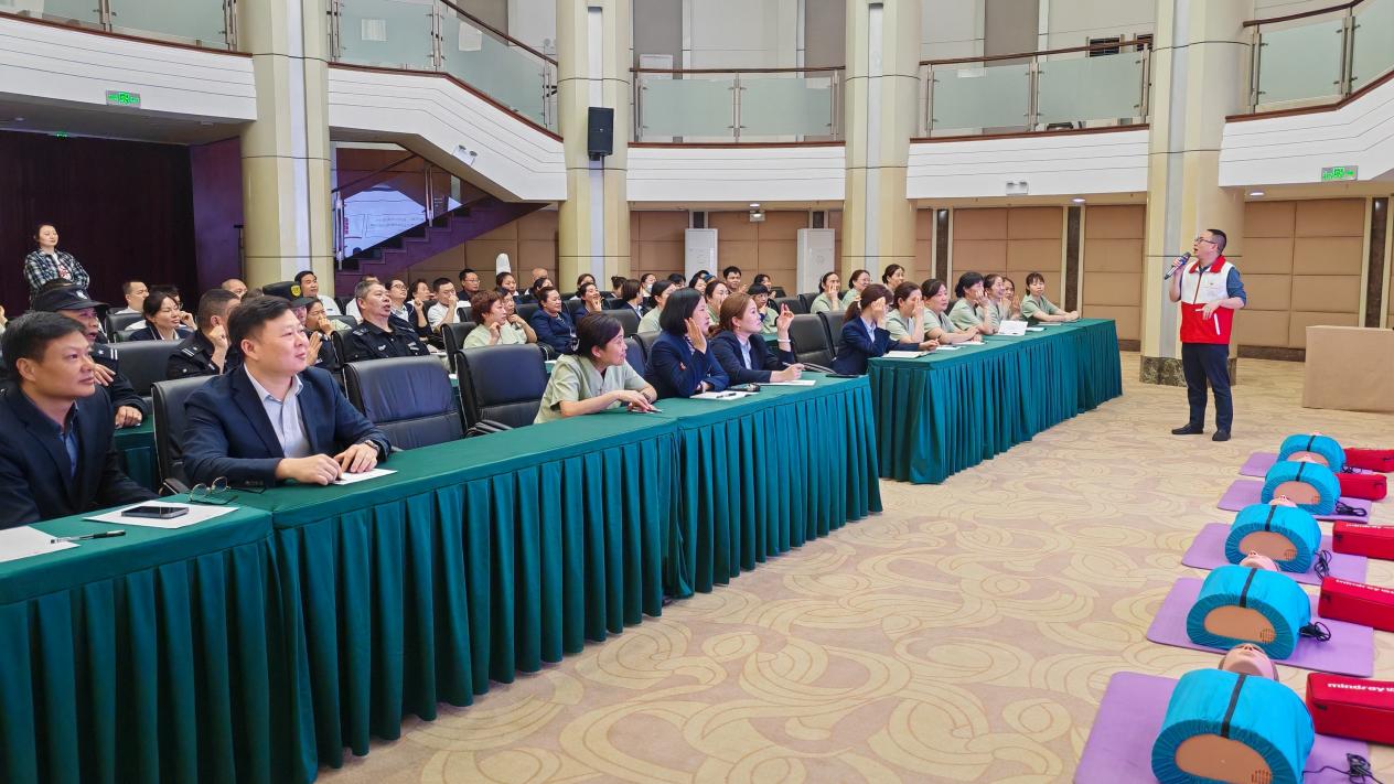 6efe443ef49d416787978335d9c6fba